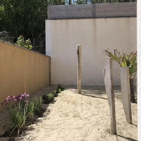 Les Goelands アパート